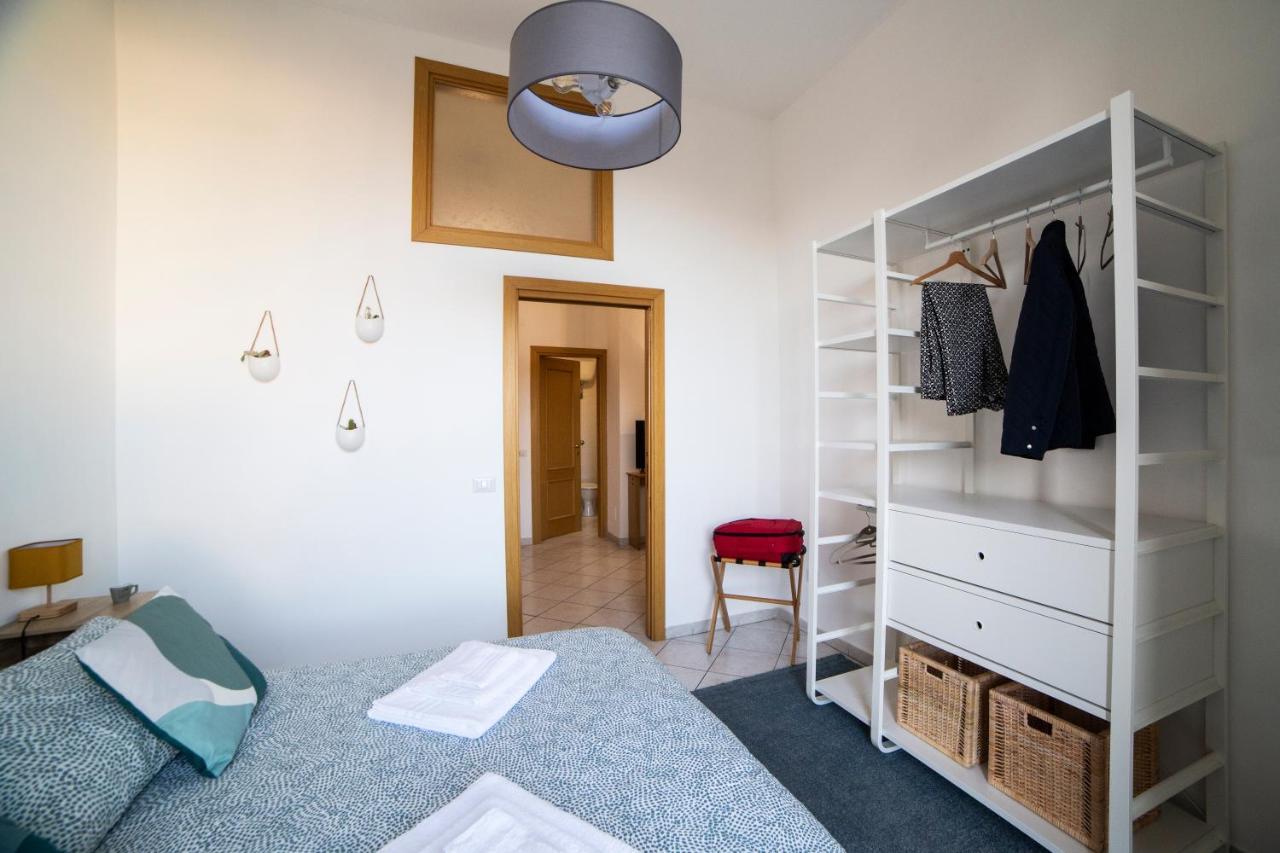 Apartamento Bnb Al Centro E Meglio, Napoli Exterior foto
